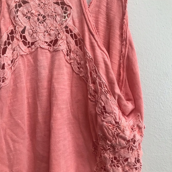 Light pink Free People lace tank top - Size Medium - Picture 8 of 8